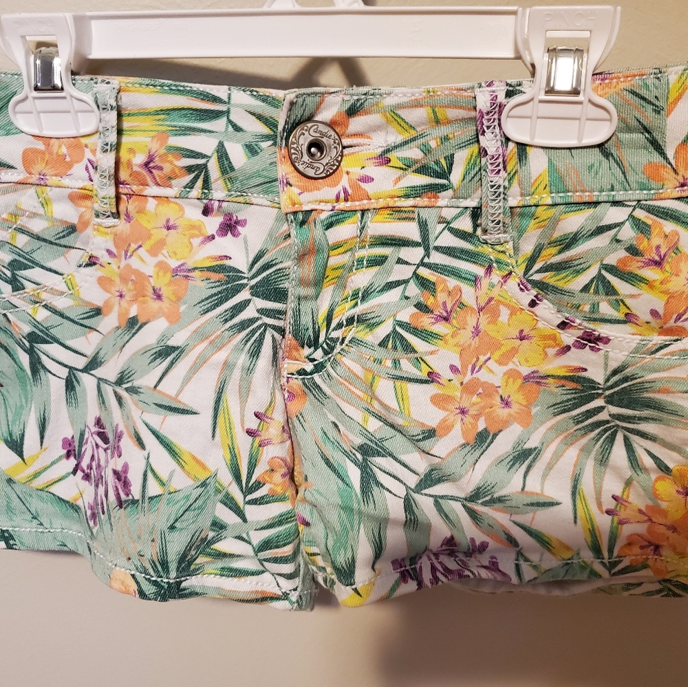 Candies shorts